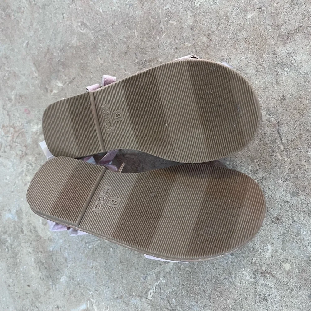Old Navy Toddler Sandals - Picture 2 of 4